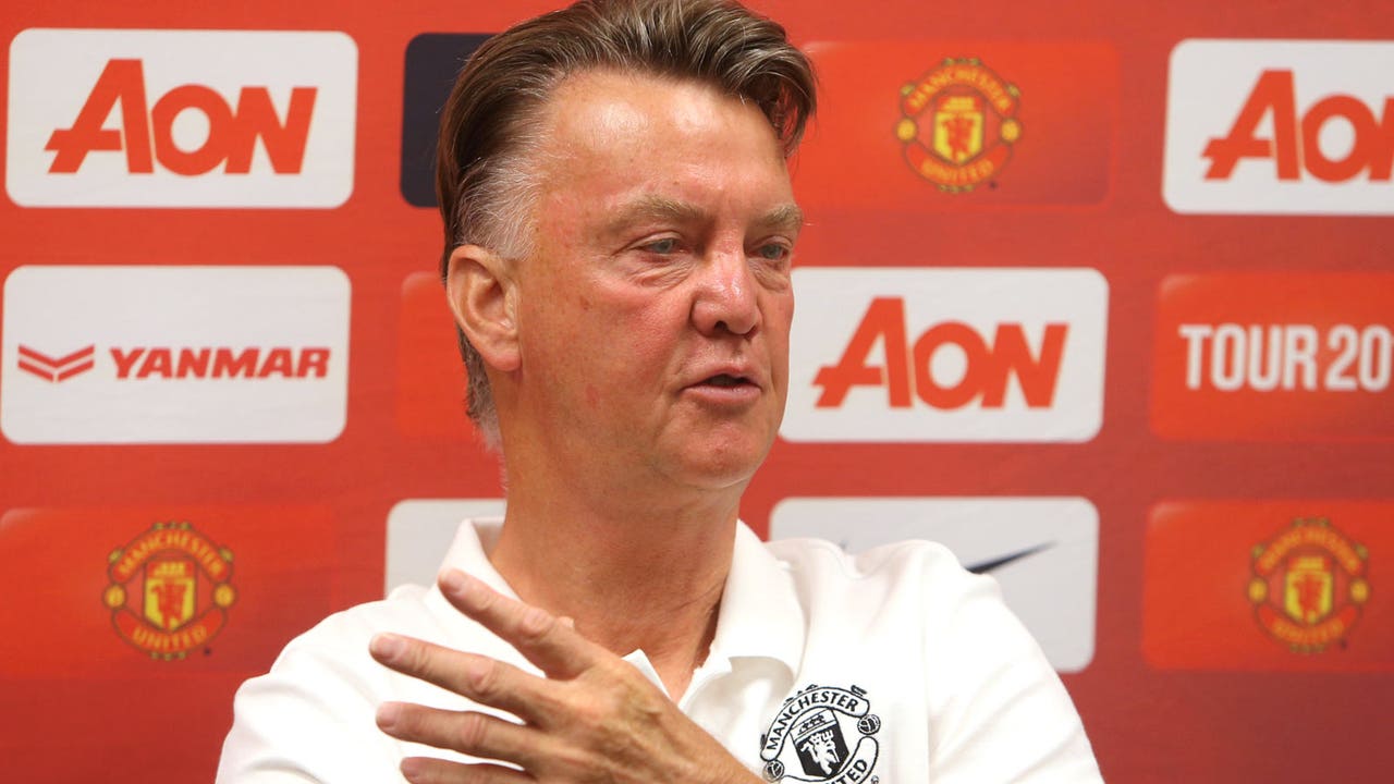 Van Gaal determined to bring player like Ronaldo to United